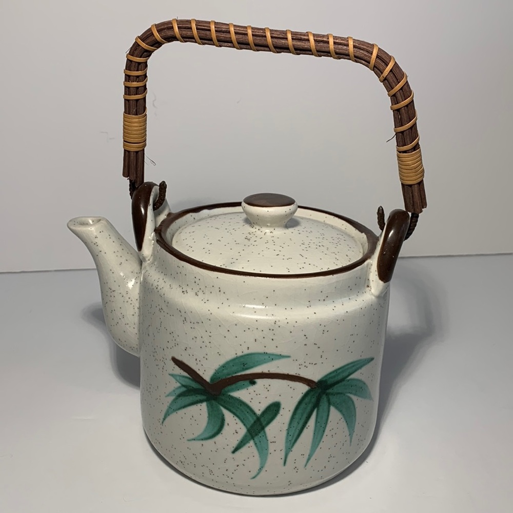 VTG Tea Kettle Pottery Hand Painted Bamboo “Extra Touch FTD USA” Woven Handle